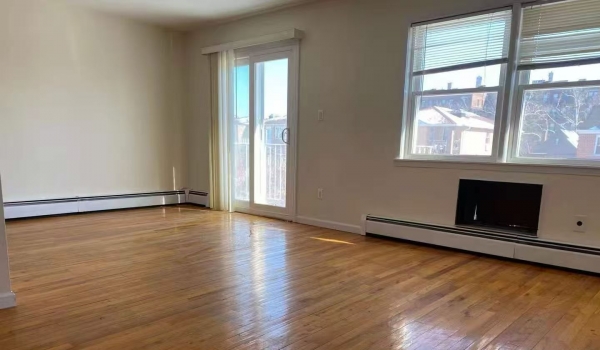 ���³���