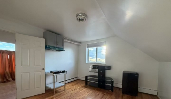 📣���³���